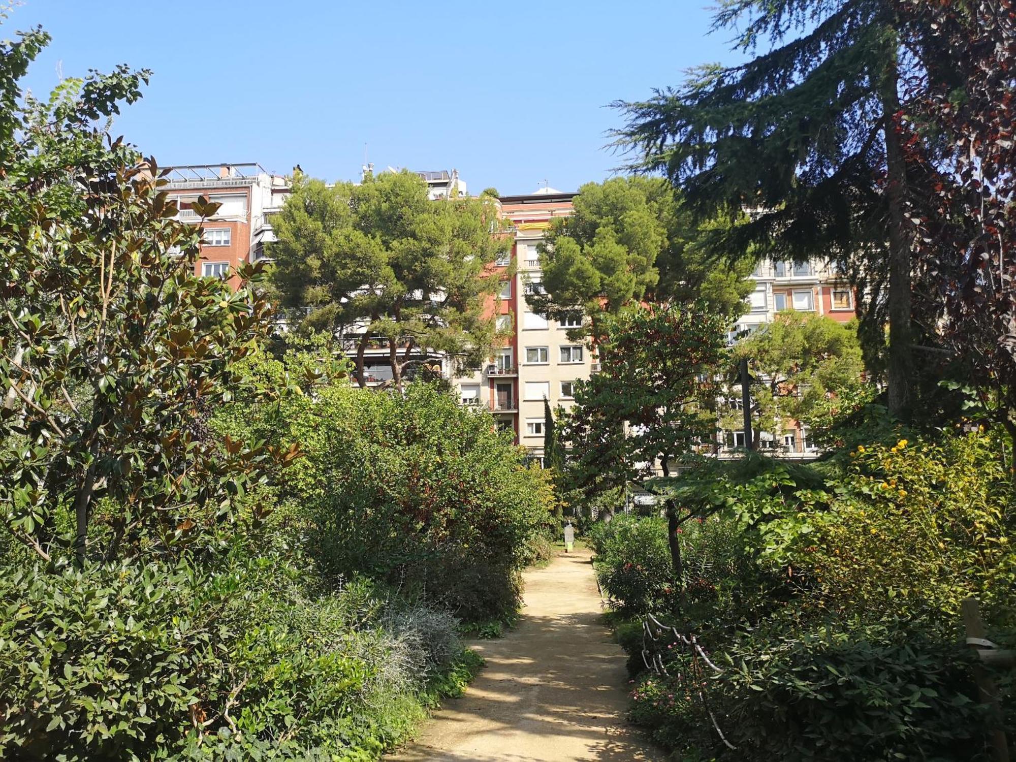 Aparteasy - Balcony, Quiet, Sunny * Barcellona